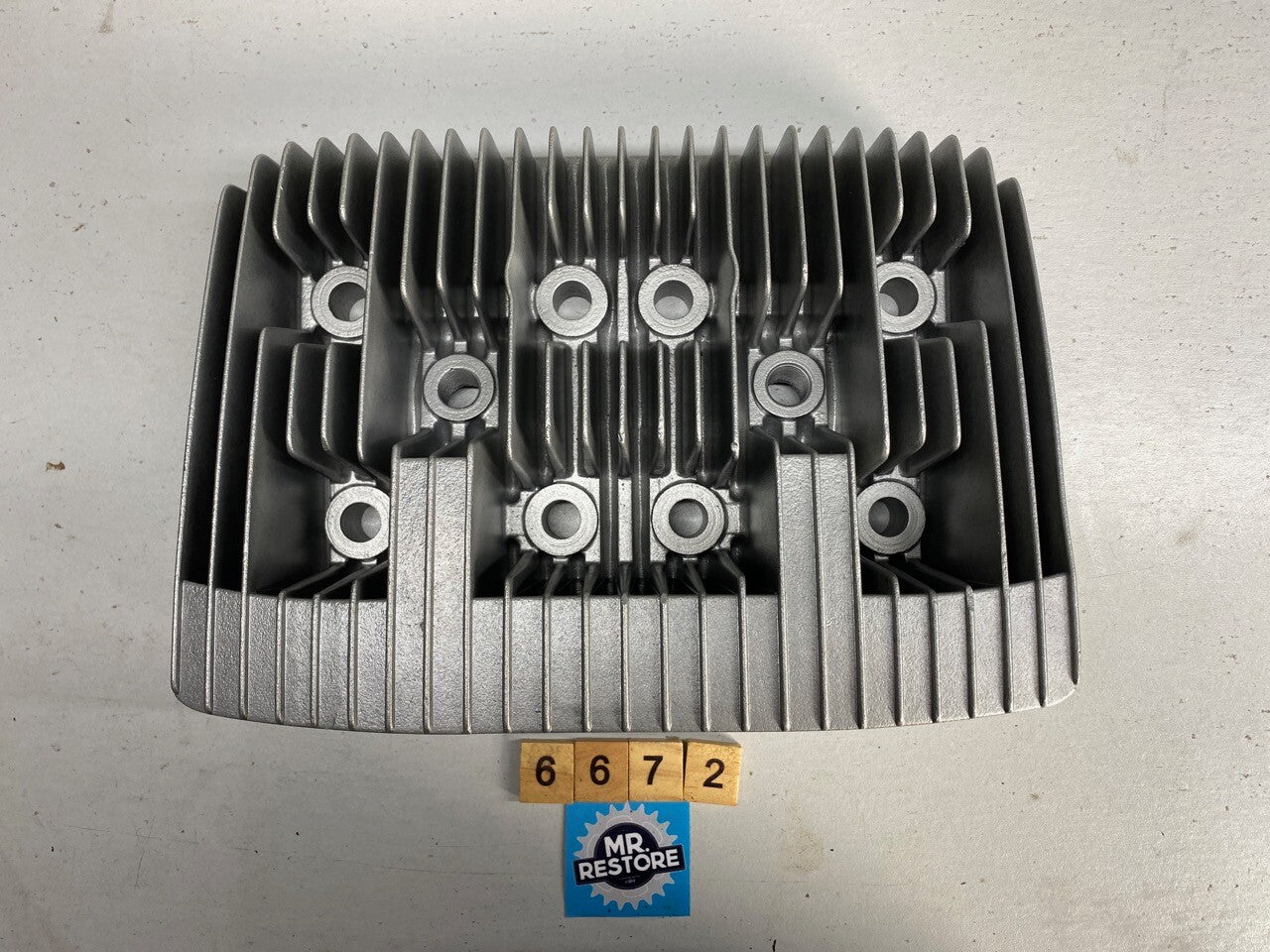 Suzuki GT250 A - 1973-1977 Cylinder Head - Vapour Blasted