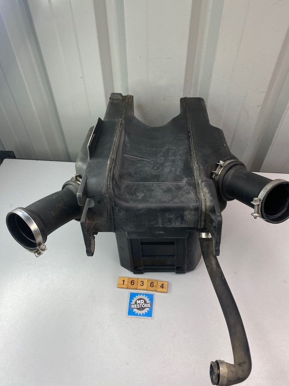 BMW R1150 R1100 R850 259 Air Box & Inlet Ducts etc.13 71 1 341 527