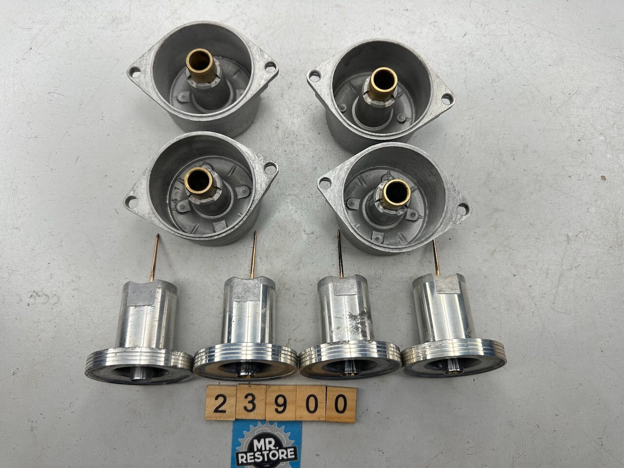 Honda CB900F Boldor Set of Carburettor Vacuum Pistons, Caps & Needles