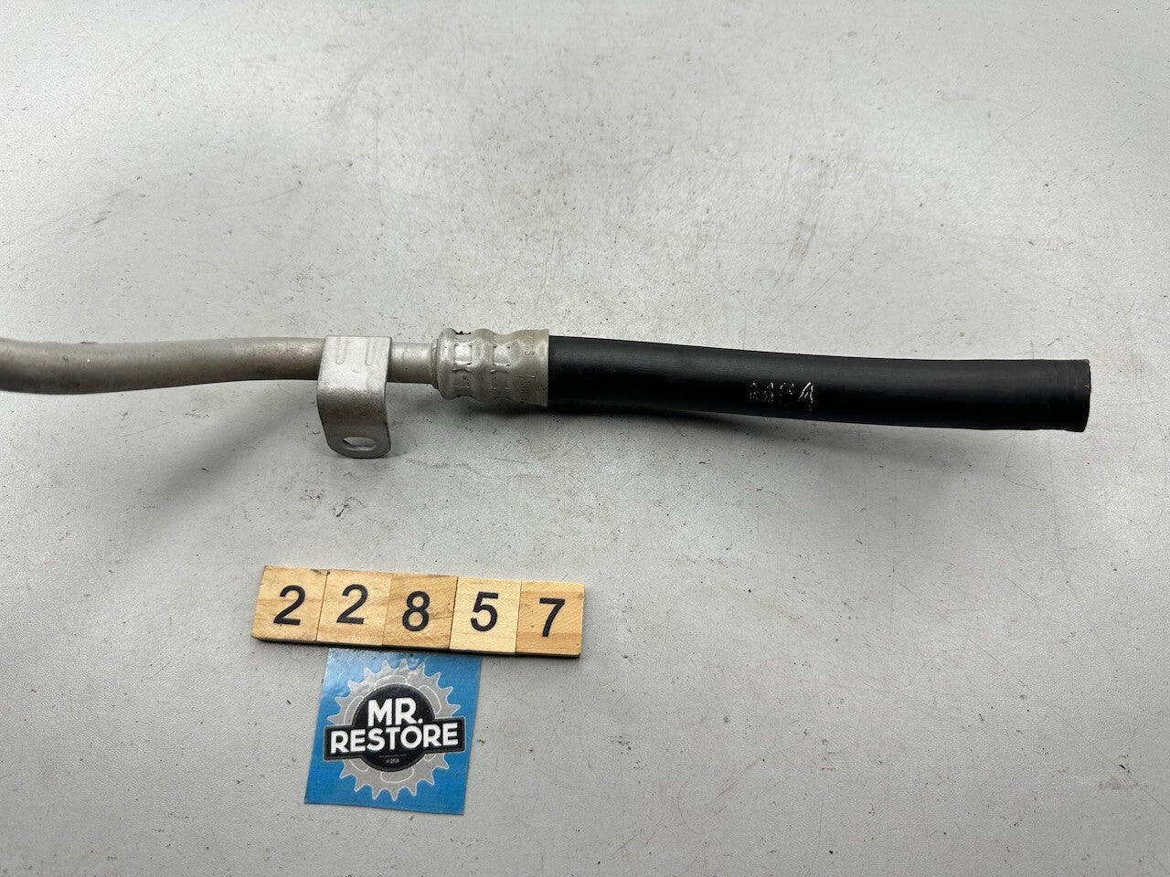 BMW R1200GS ADV '05-07' R1200GS '02-07' Oil Cooling Pipe Outlet 17227673670
