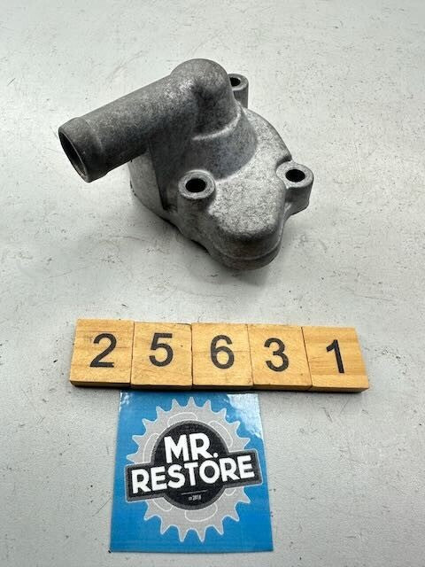 Honda CN250 CH250 Spacy Elite Water Pump Cover 19221-KM1  19221-KM1-000