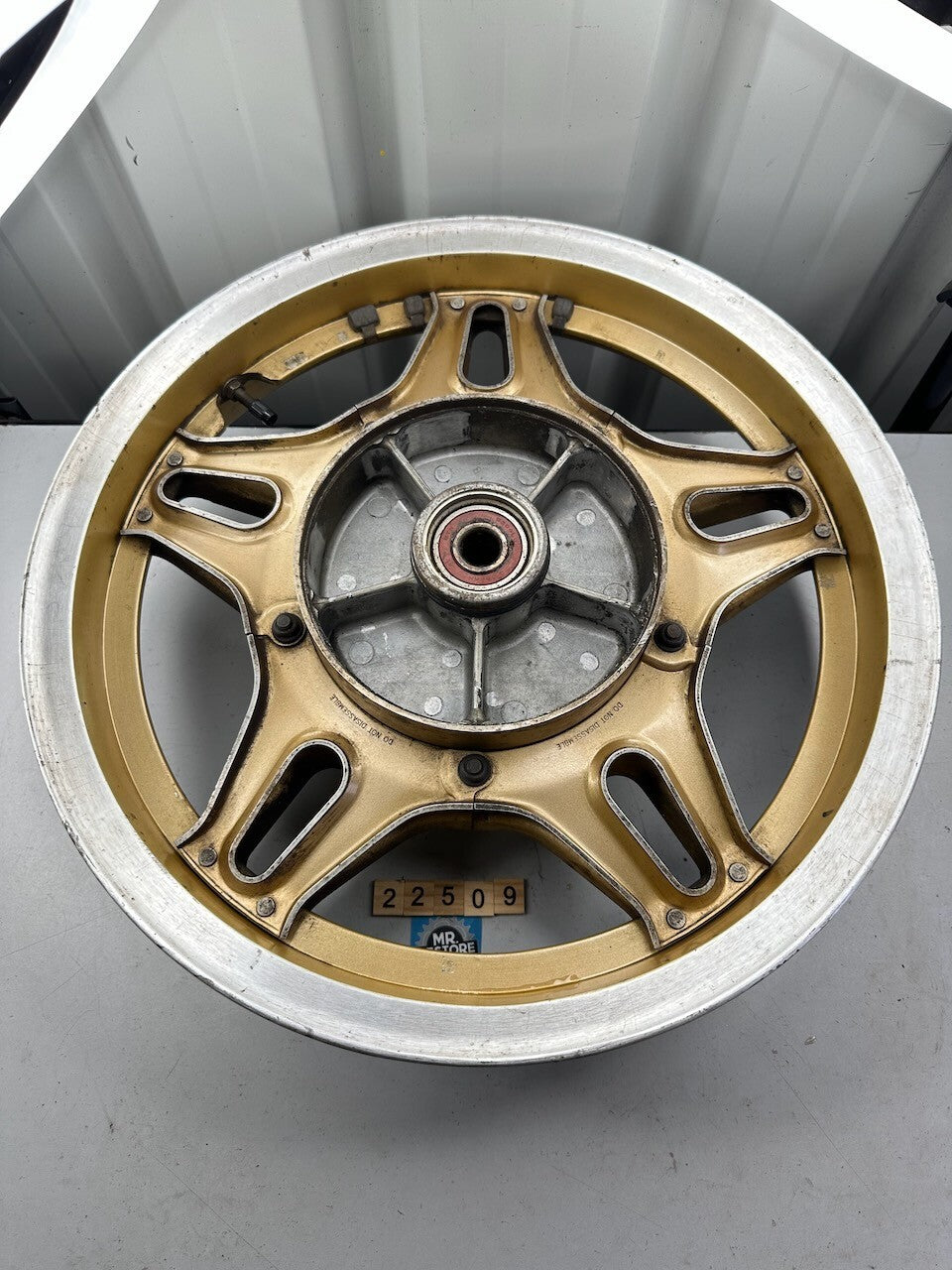 Honda CB 900 F Rear Wheel 18 x 2.50 (Feb 81)