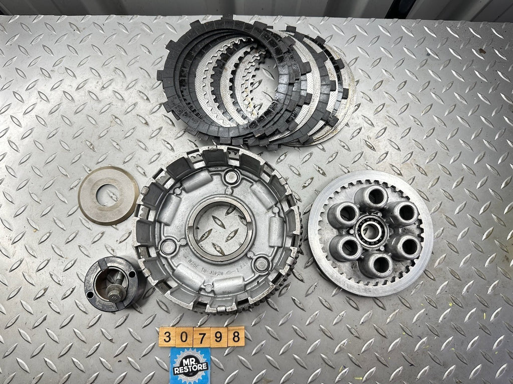 Suzuki GT750 1972 Clutch