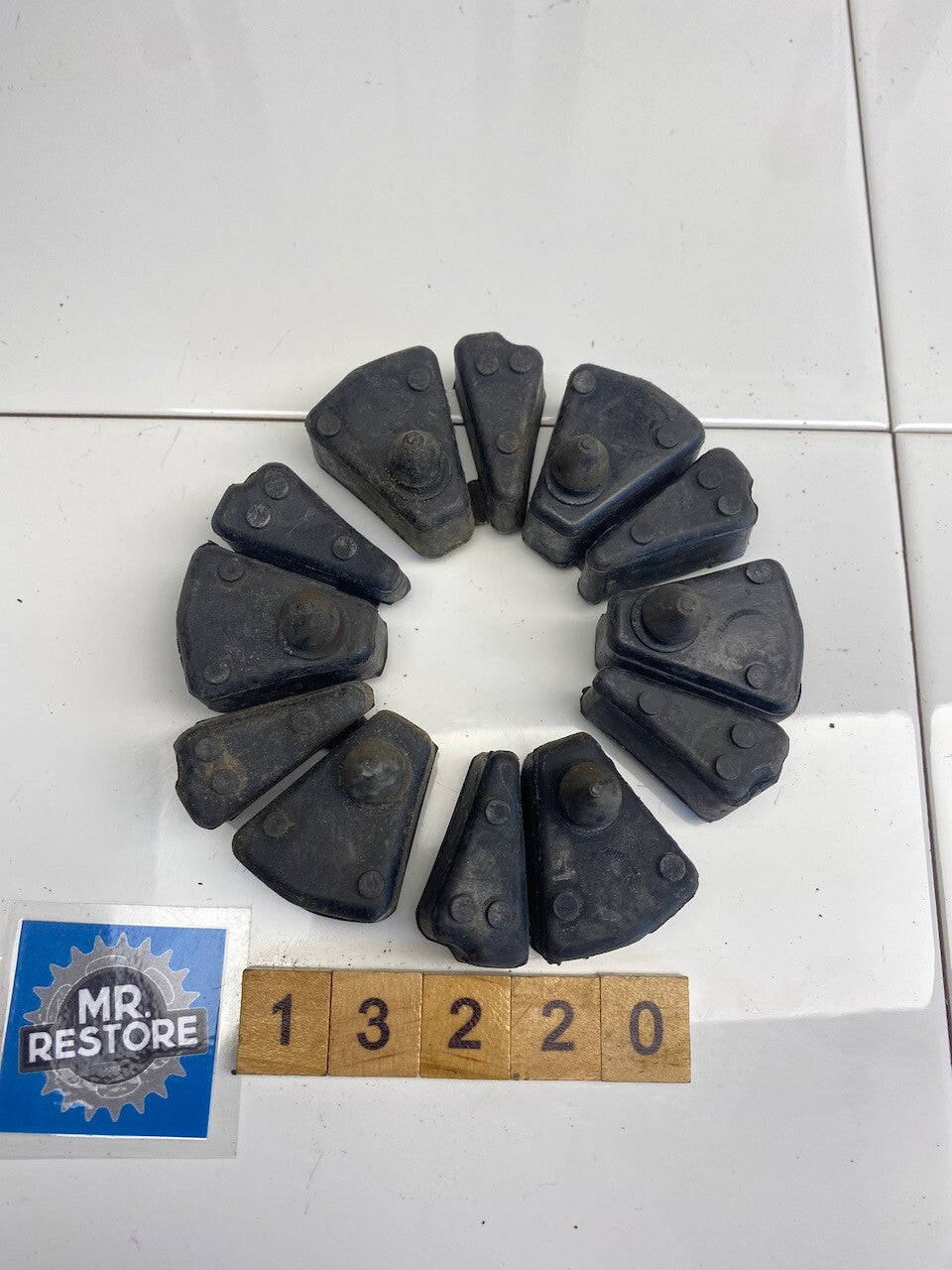 Yamaha TZR250 FZR250 FZR400 RZ SRX SDR TDR 6 x Cush Drive Rubbers 1KT-25364