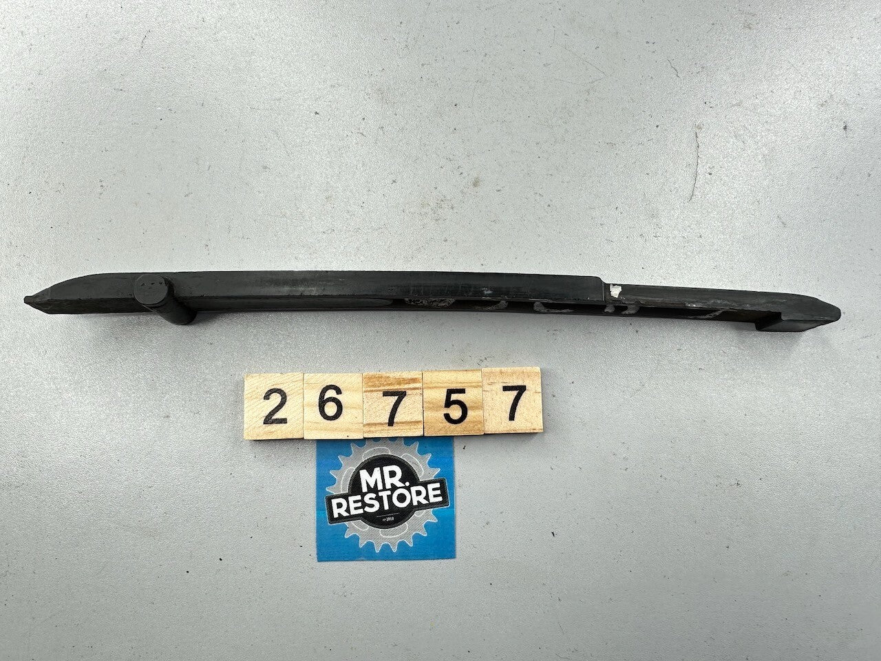 Suzuki DR250 GN250 SP250 TU250 OEM Cam Chain Guide 12771-38200