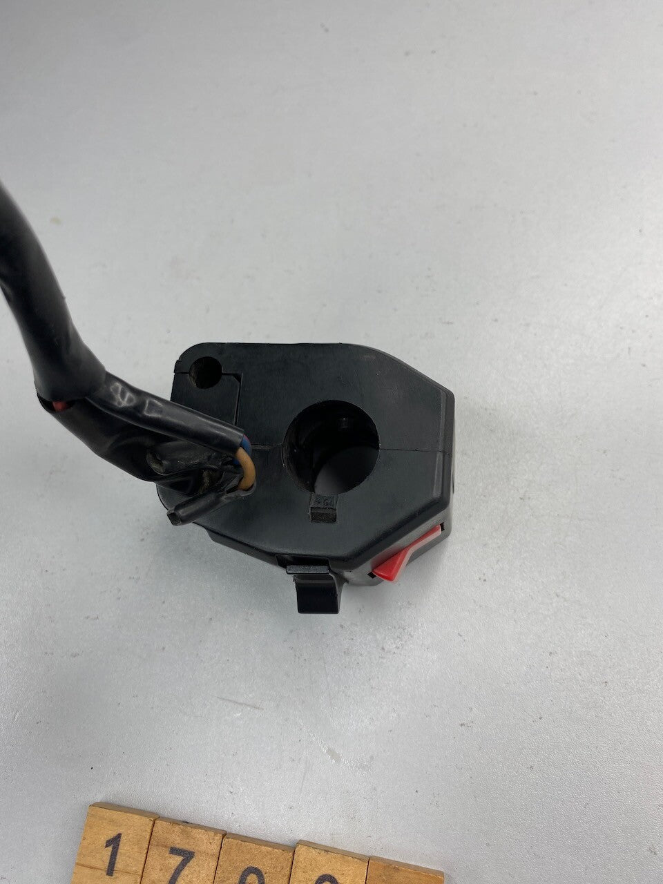 Kawasaki KR250 R/H Handlebar Switch