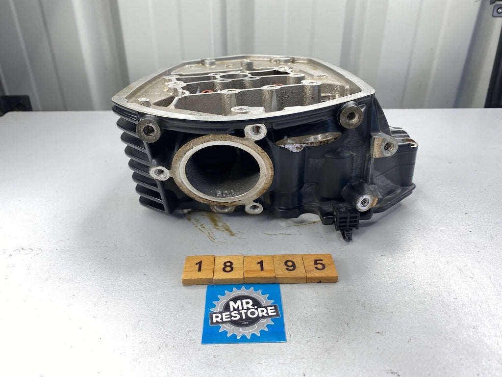 BMW R1200GS R/H Cylinder Head 7723604