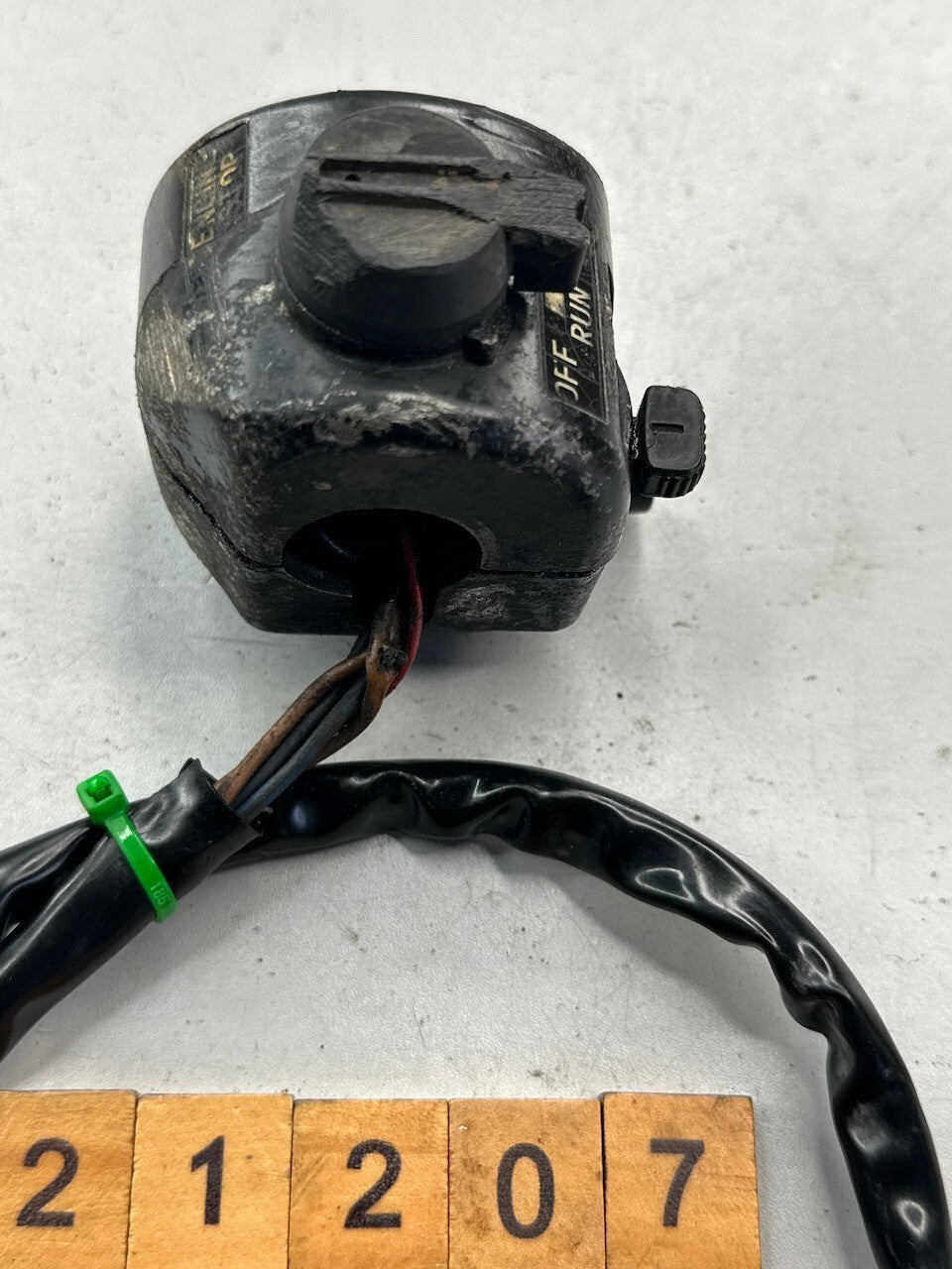 Yamaha SR250 R/H Handlebar Switch
