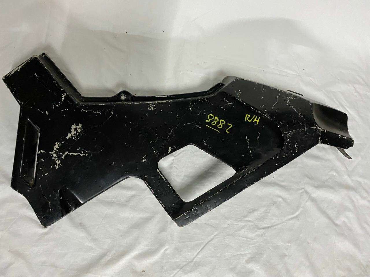 Yamaha XJ650 Turbo R/H Fairing Panel 16G-2835R-00-20 - Repaired
