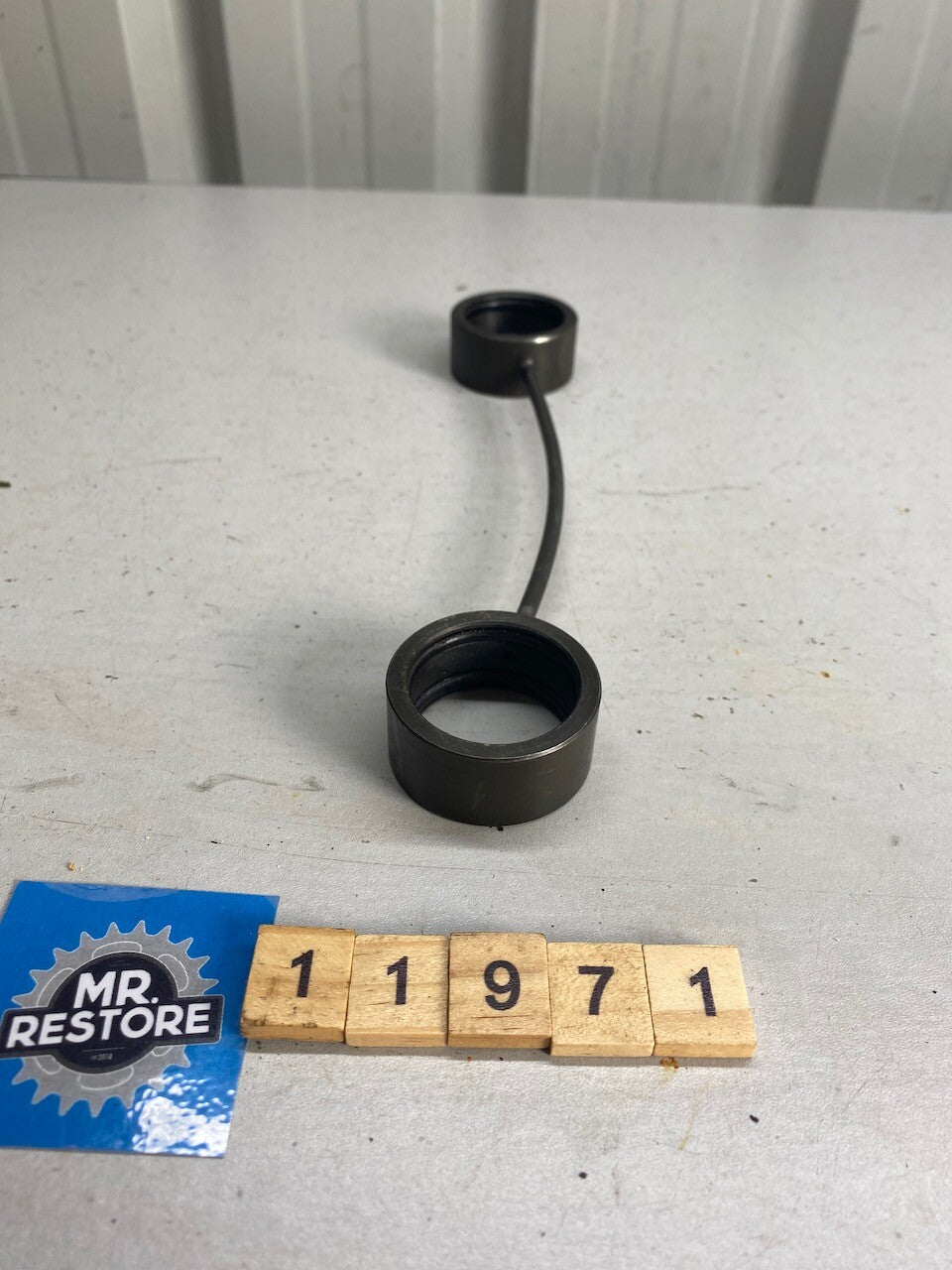 Kawasaki GPZ900R ZX900 GPZ750R Fork Oil Balancer assy.