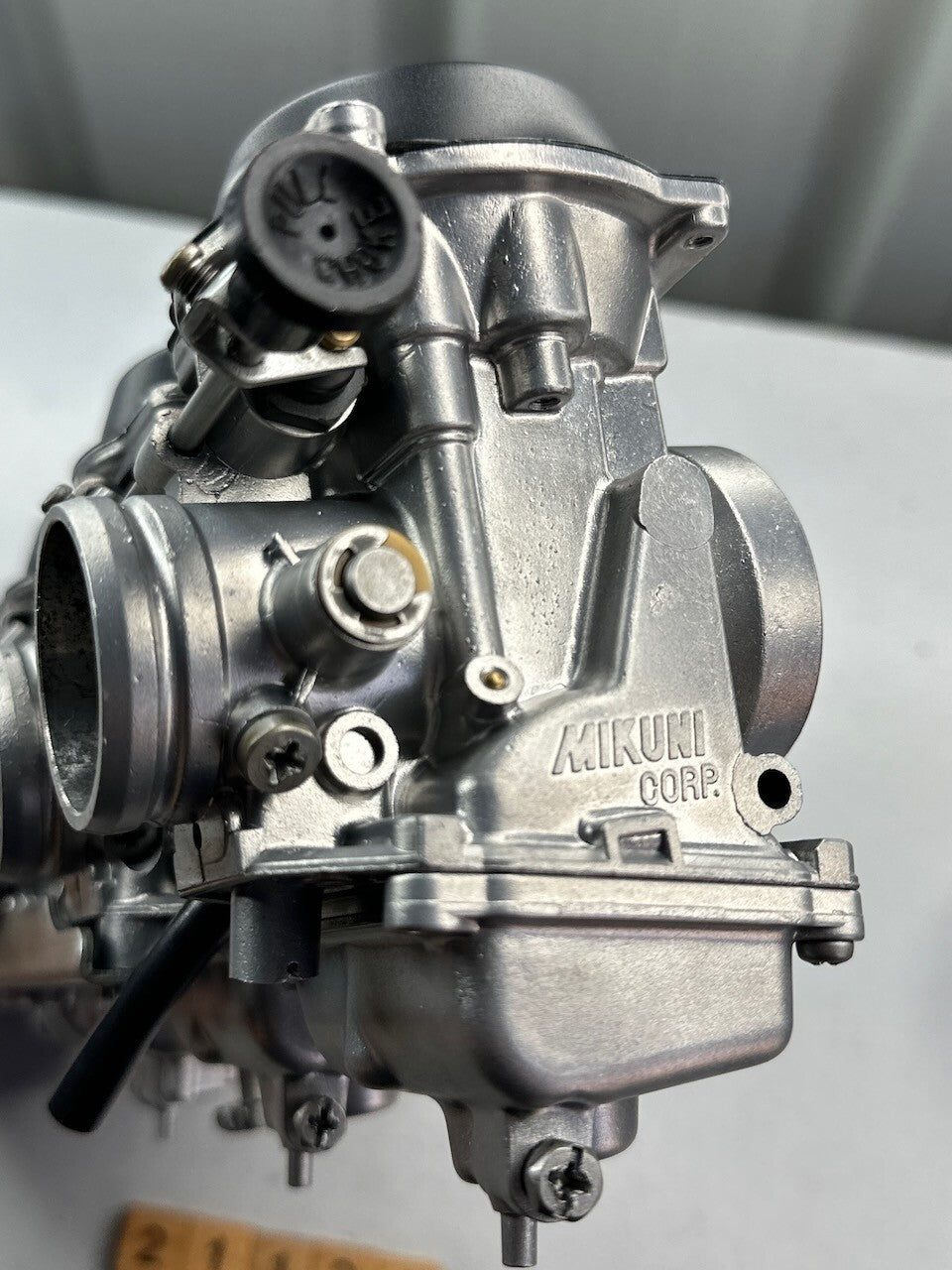 Suzuki GSXR1100 1986 Set of Carburettors Carbs