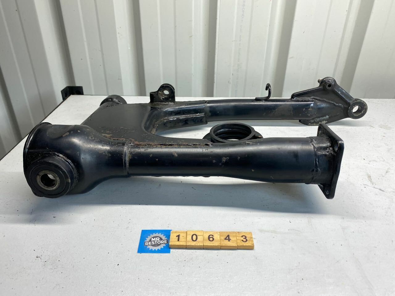Kawasaki GT750 1982 Shaft Swing Arm, Boot & Clip
