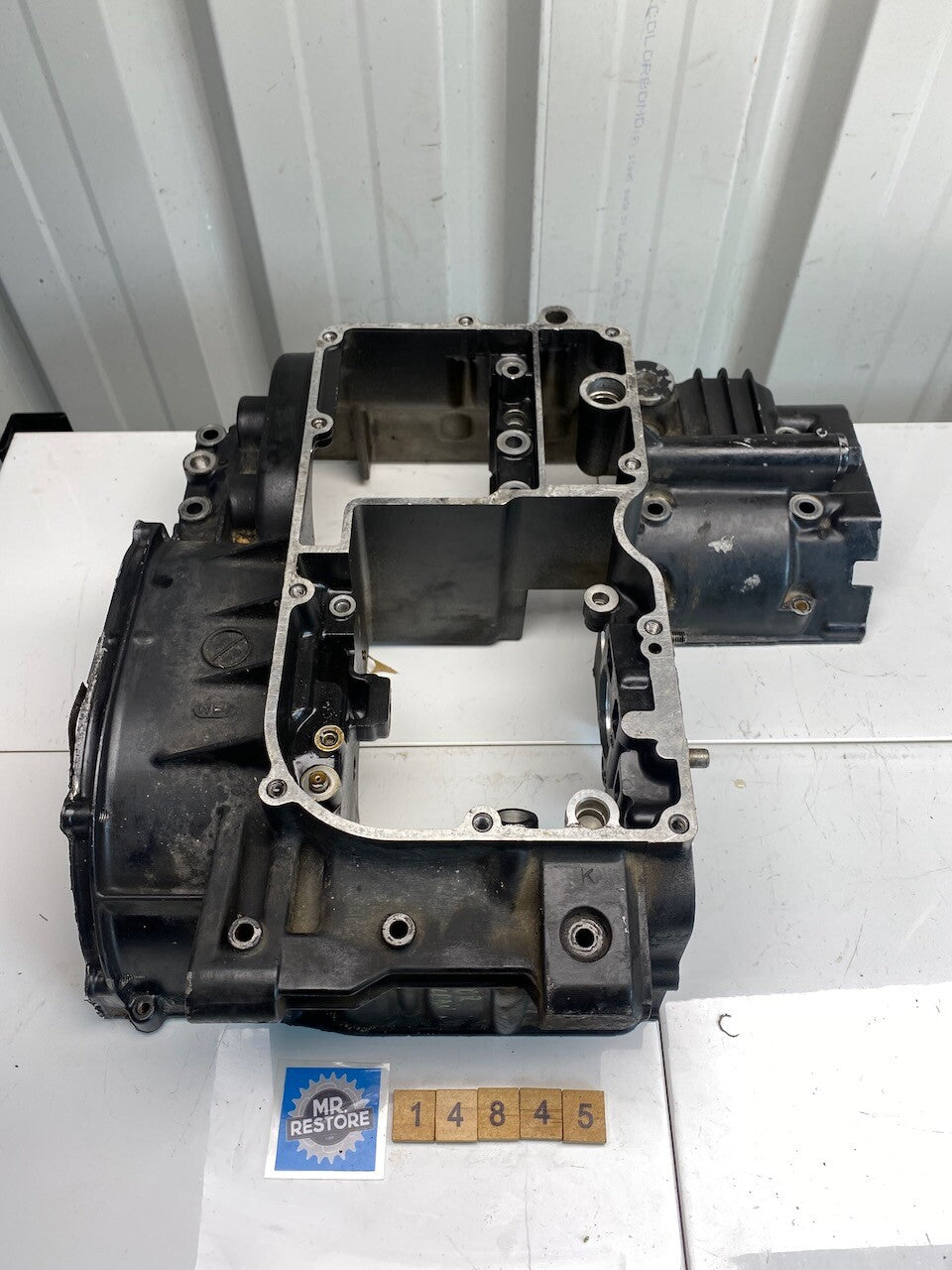 Kawasaki GPZ900R ZX900 Crank Cases