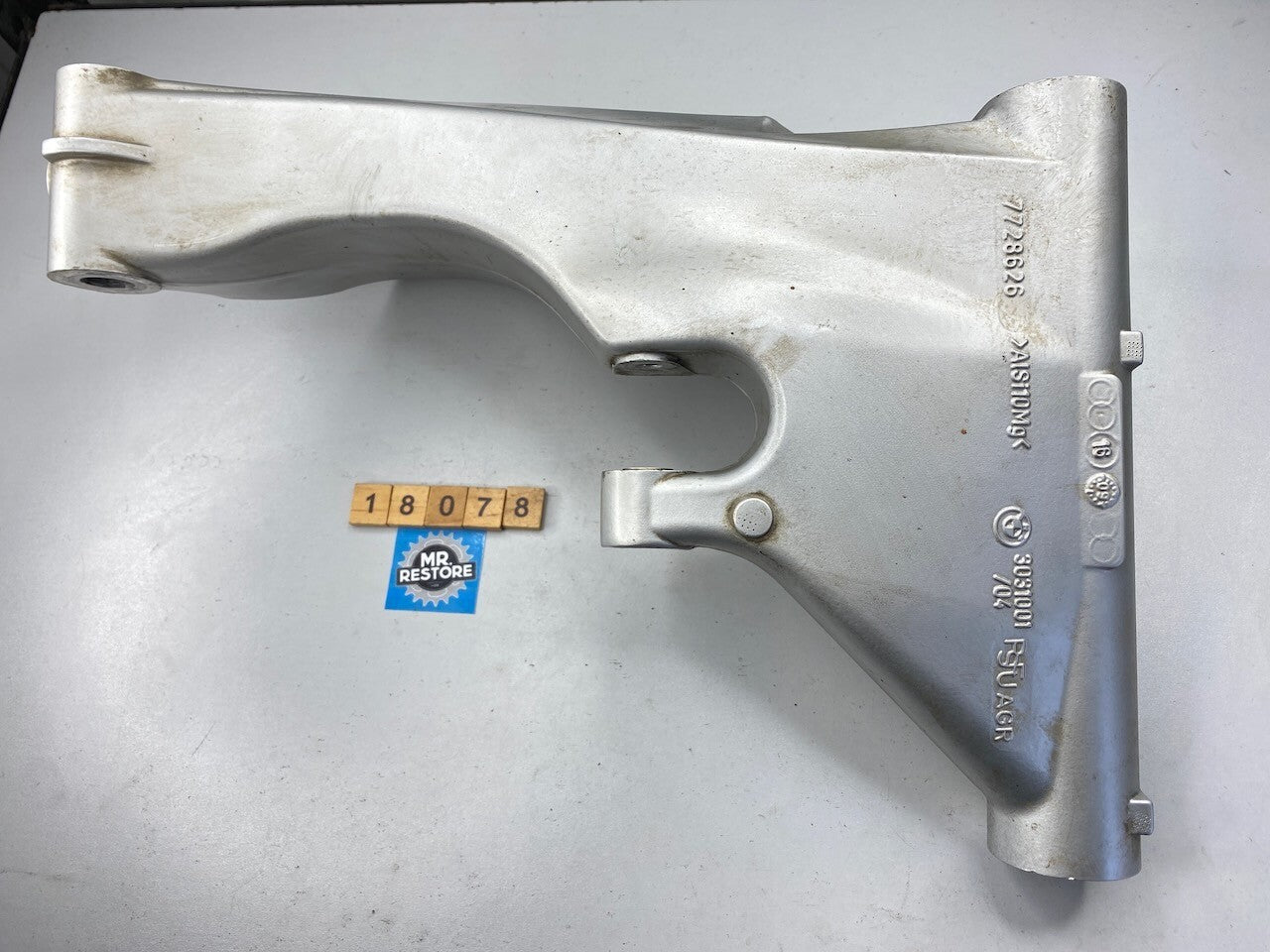 BMW R1200GS Swingarm 7728626