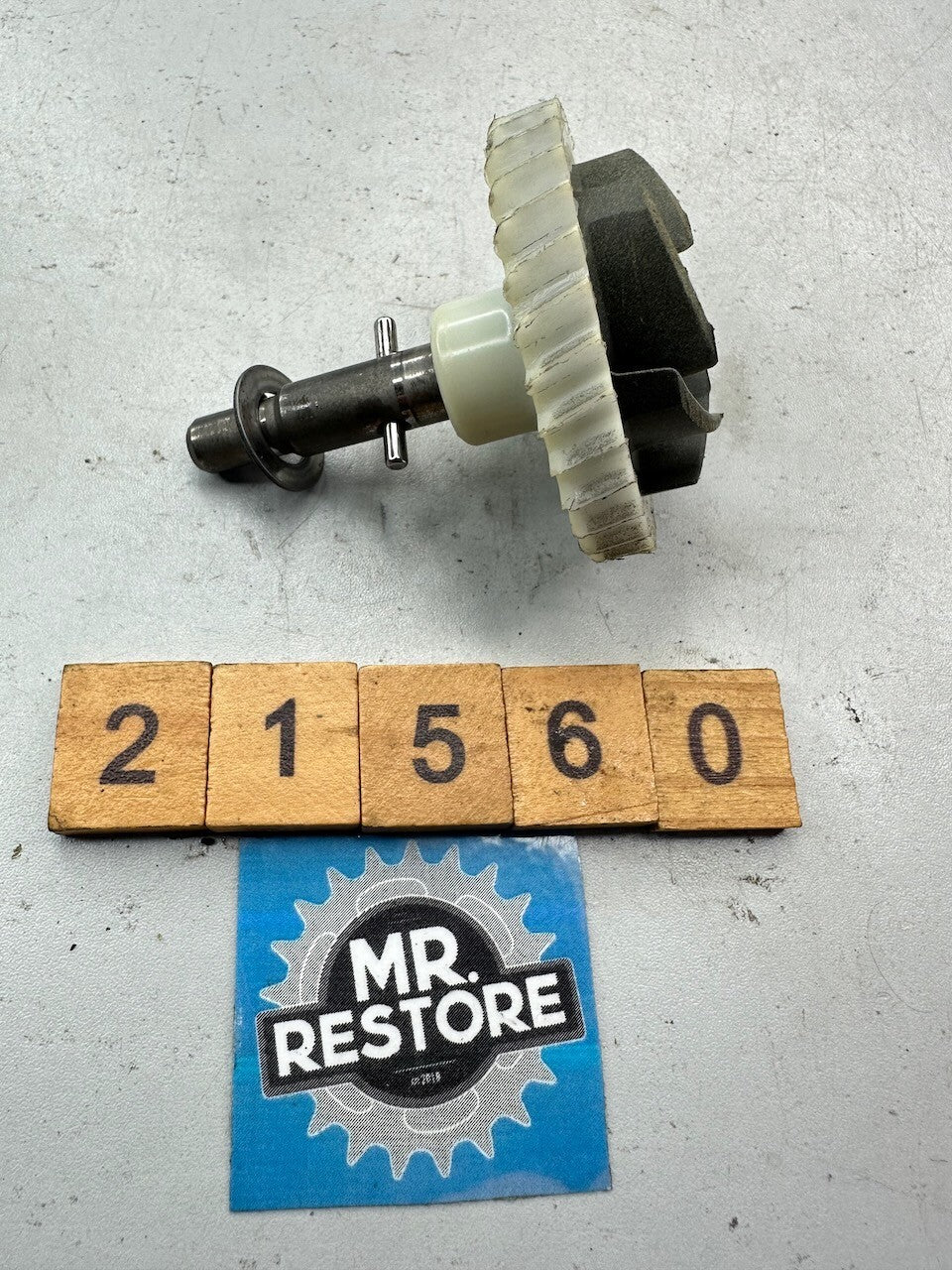 Yamaha TZR250 1KT 2MA TDR250 TDR240 R1-Z Impeller Shaft & Gear