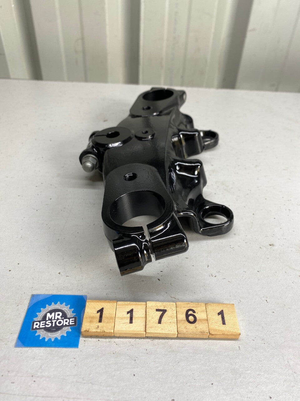 Suzuki GSX1100 EFE Top Fork Triple Tree Clamp - Reconditioned
