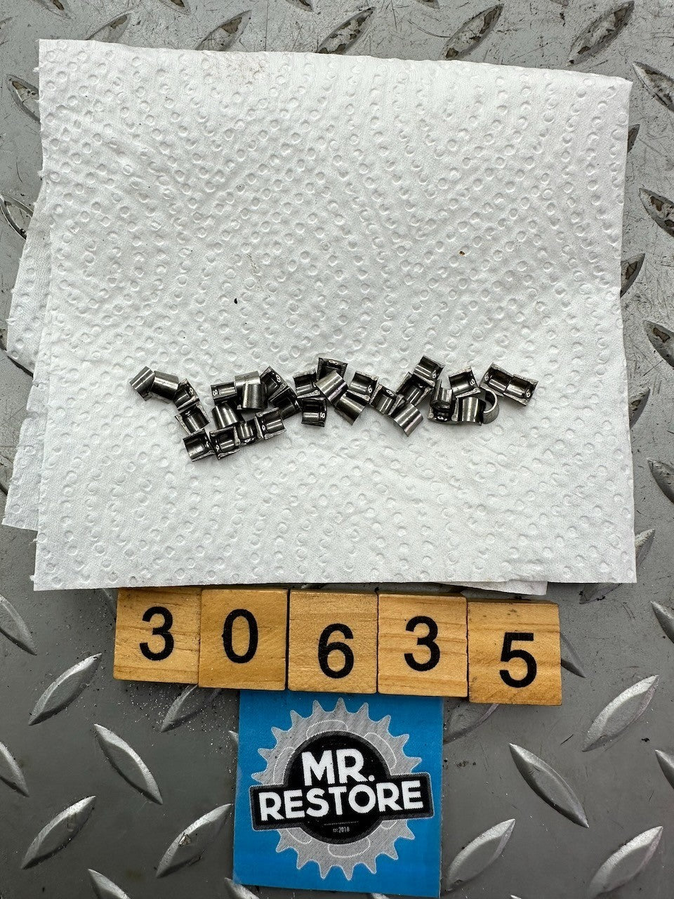 Honda CBR900RR Fireblade + Many Models Valve Cotter x32 - 14781-ML0-720