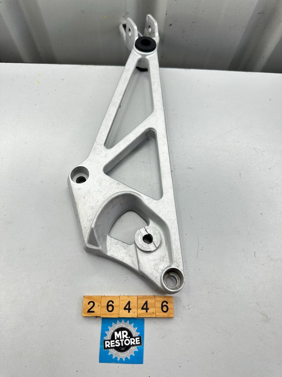 Honda VF1000 F2 '85' Left Foot Rest Peg Step Bracket 50620-MB6-630