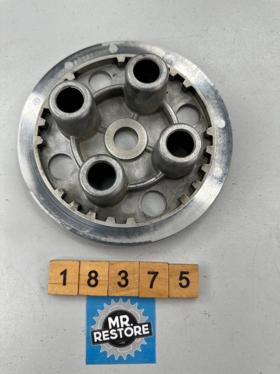 Suzuki GN250 DR250 GR650 VS800 VS750 Clutch Pressure Plate Disk 21462-38200