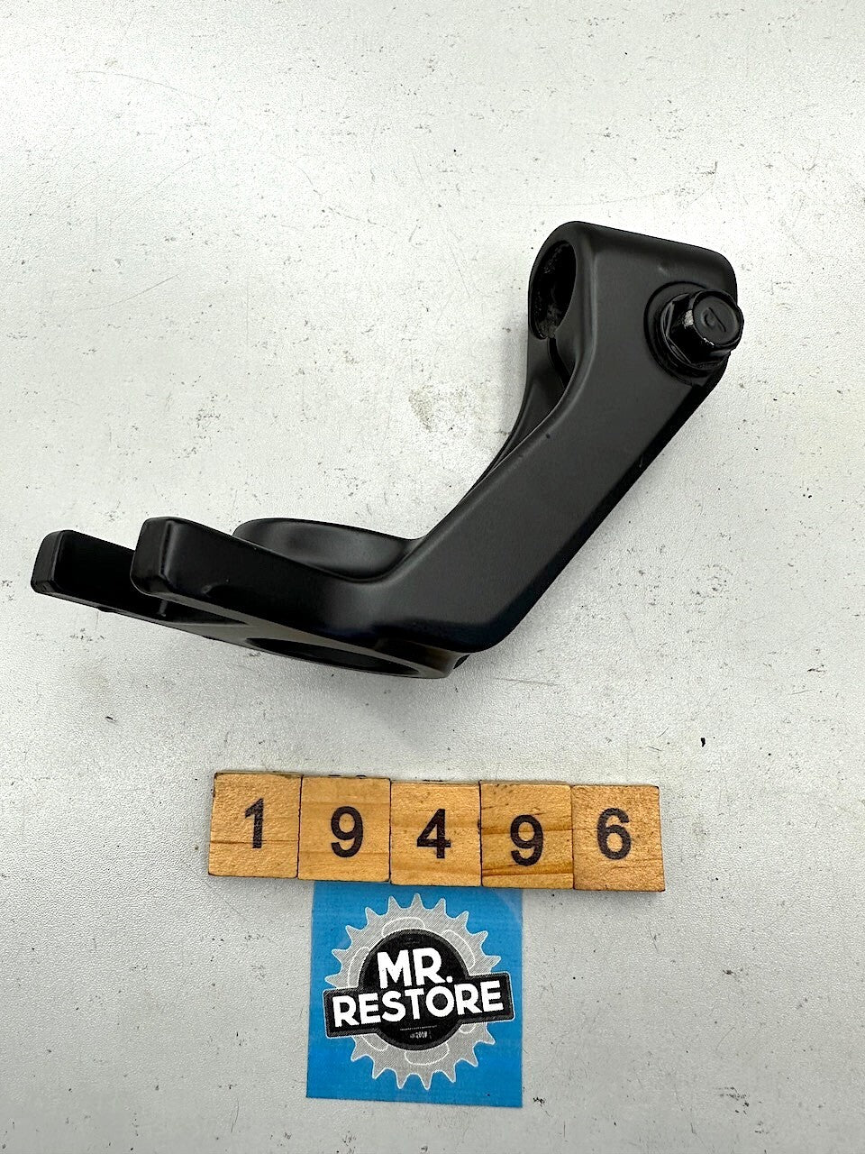 Kawasaki GT550 GT750 R/H OEM Handlebar Holder - Repainted 46012-1029