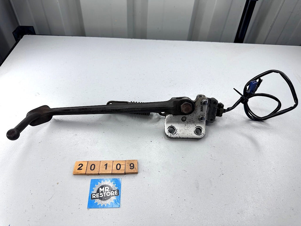 Yamaha FZR250 R 3LN 1990-94 Side Stand & Bracket 3LN-21458-51  2KT-27311
