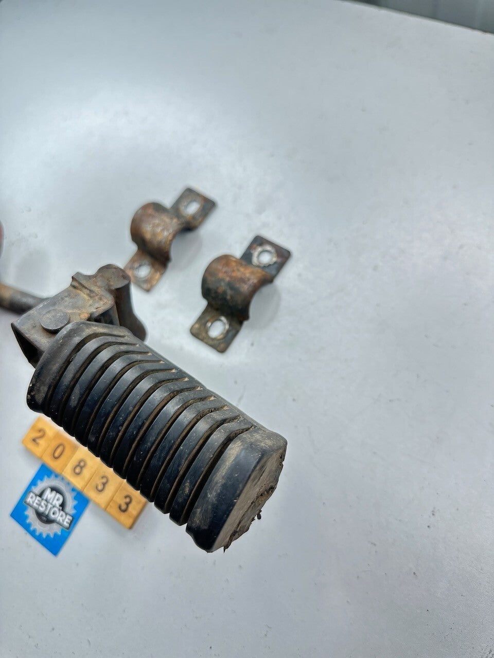 Kawasaki Z250 KZ250 Riders Foot Rest Pegs, Bar & Brackets 34003-1058