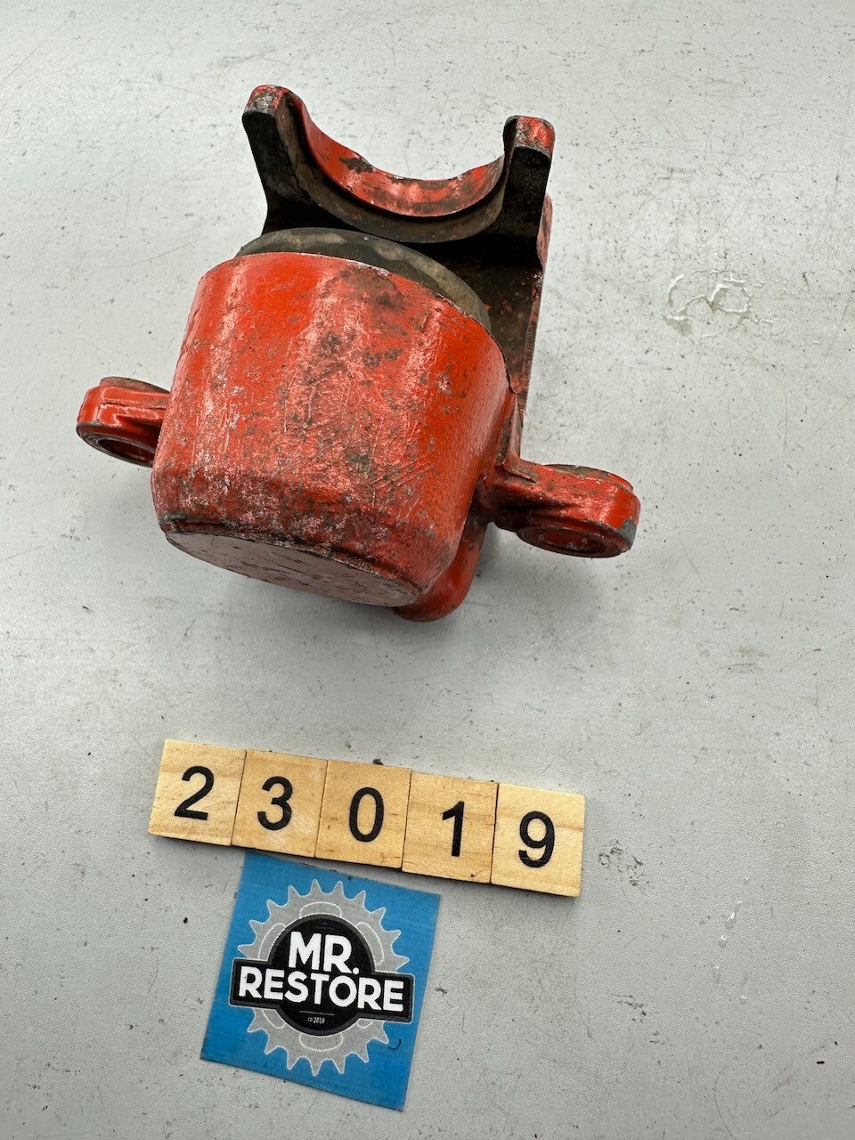 Suzuki GS650 GS550 Katana Front Right Brake Caliper & Bracket 59100-49010
