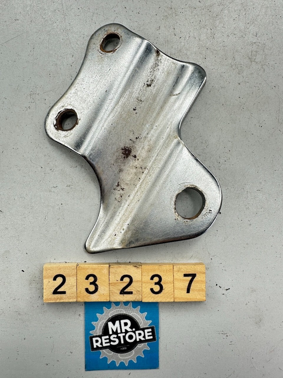Yamaha XS650 '78-81' Right Exhaust Muffler Stay Bracket 2M0-14781-01