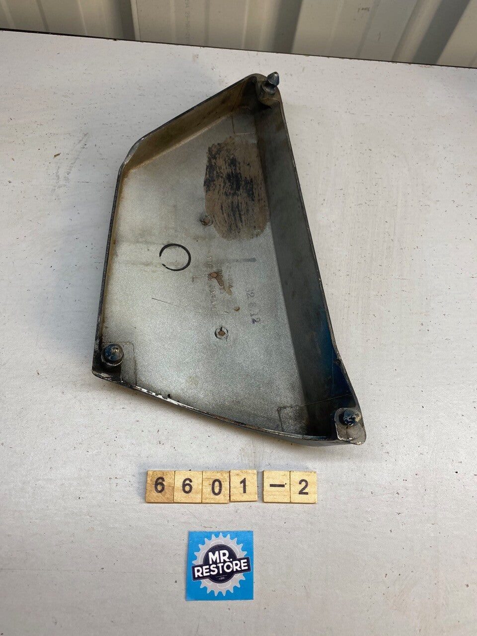 Kawasaki Z250 A KZ250 A - L/H Side Cover 36001-1032 - 2 Available
