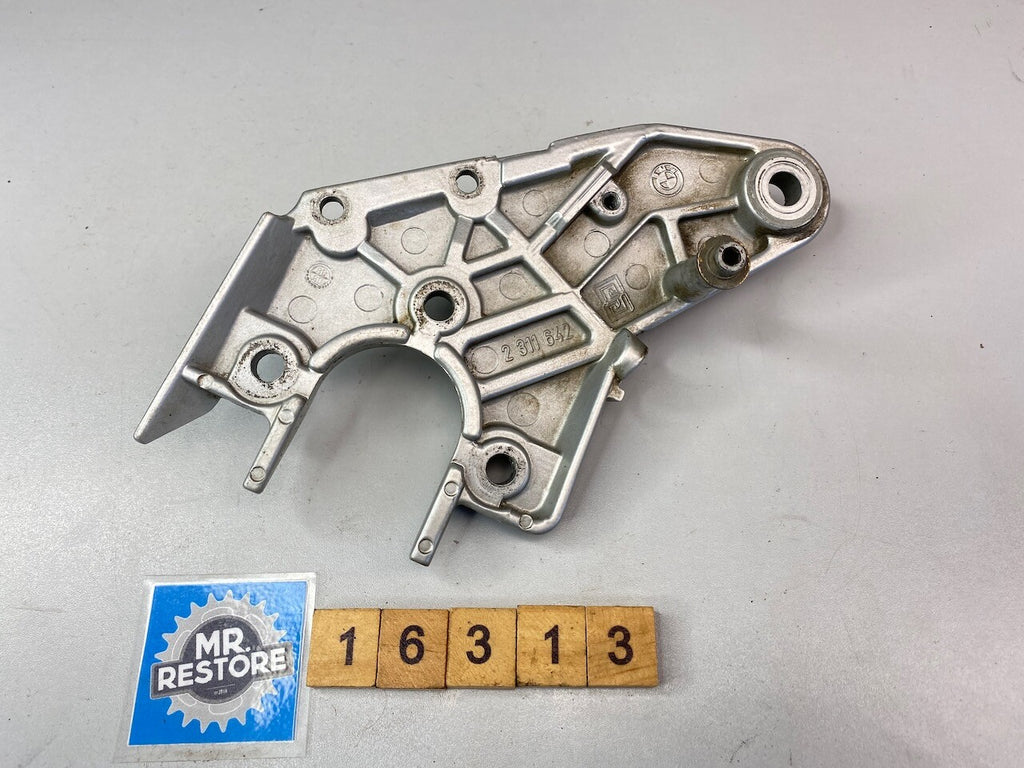 BMW R1100R R1100RS R850R R/H Footrest Plate 46 71 2 311 640
