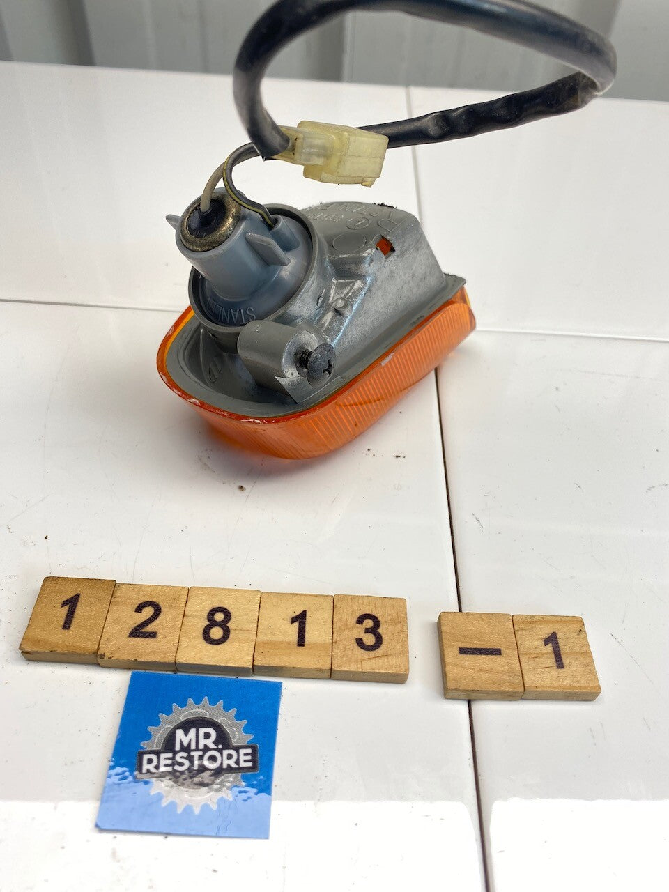 Kawasaki ZZR1100 R/H Rear Indicator Assy OEM