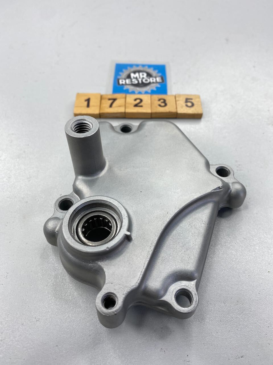 Kawasaki KR250 KR-1  KR-1R  KR-1S Transmission Cover 14024-1593 Vapour Blasted