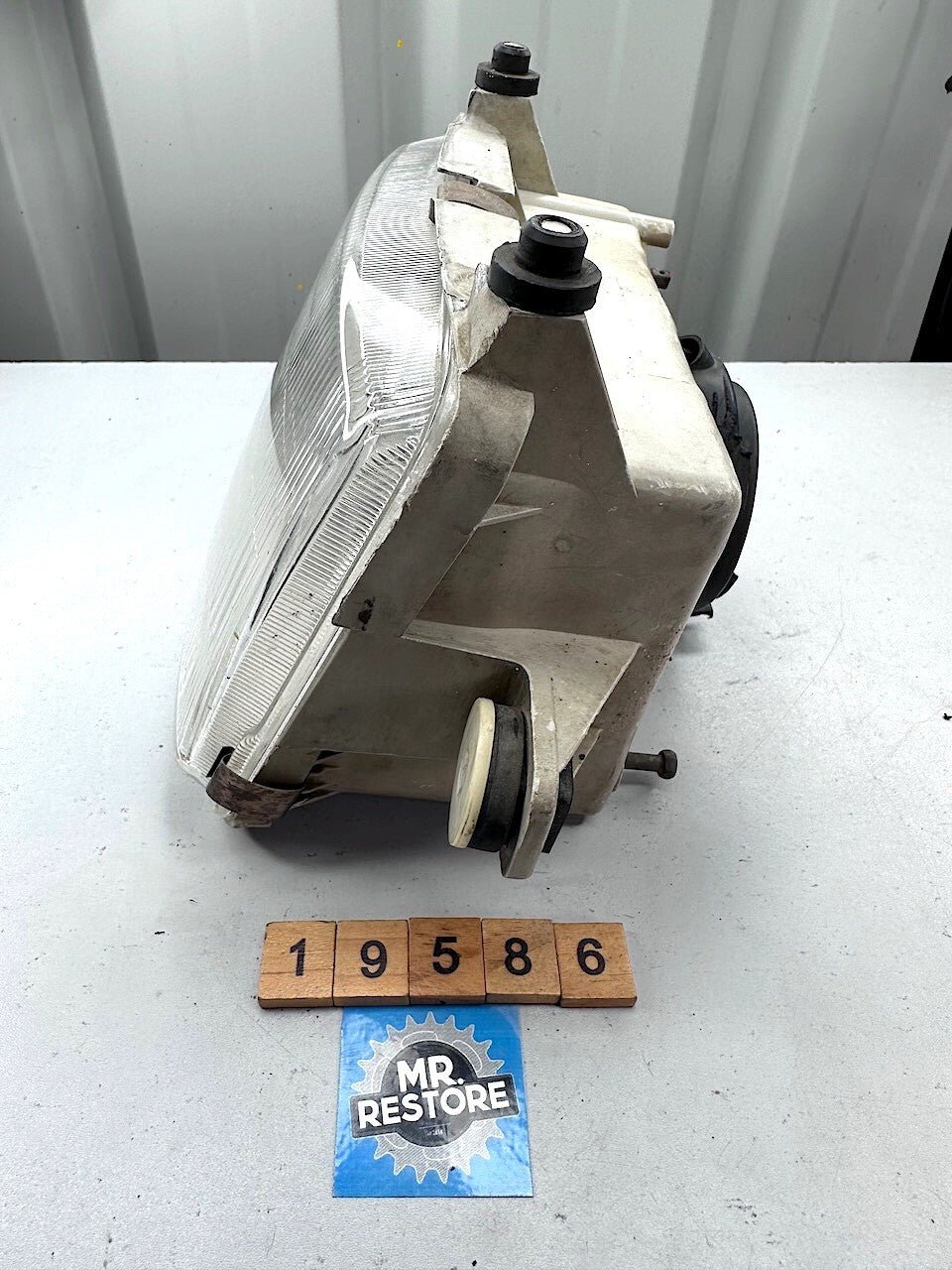 Yamaha FJ1200 FJ1100 OEM Headlight 47M-84320-A0