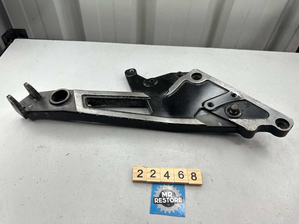 Kawasaki GPZ1000RX ZX1000 1986-88 Right Muffler Stay Foot Rest Bracket