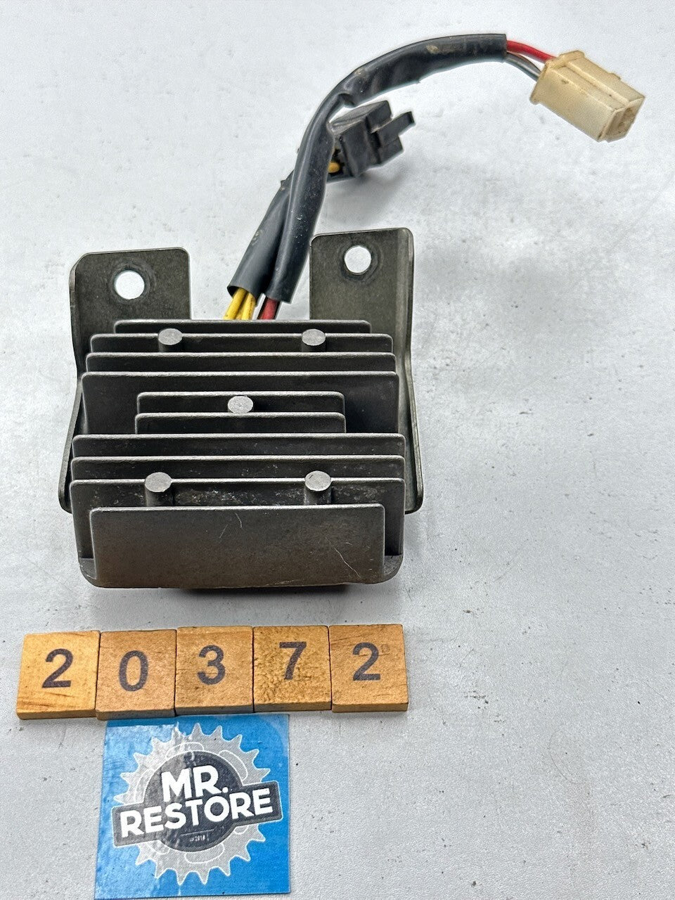 Suzuki DR350 DR250 Rectifier & Bracket 32800-14D10  32800-14D11