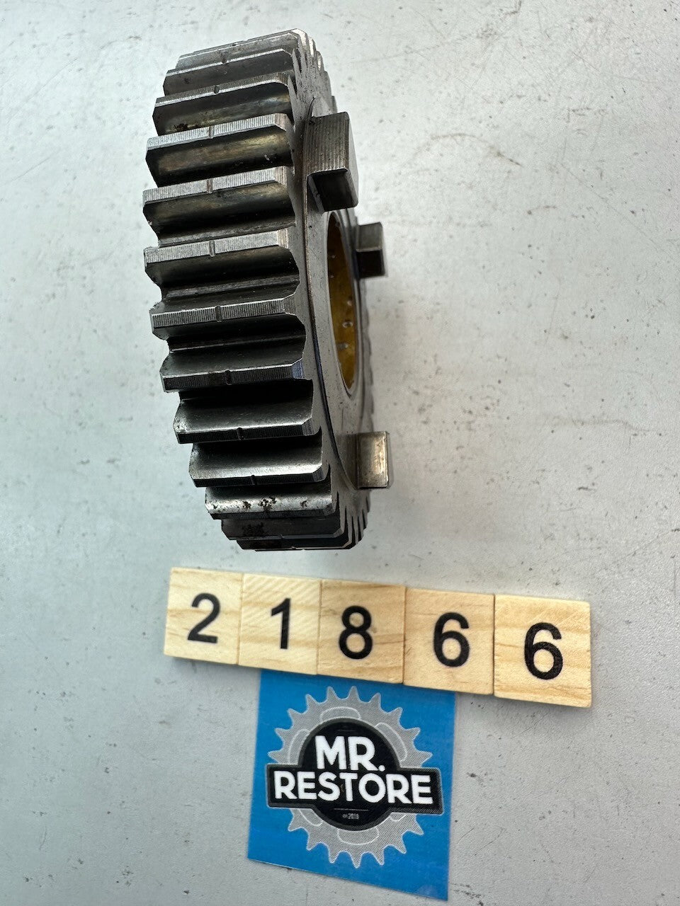Kawasaki Z1000 KZ1000 Z900 KZ900 Z1 Transmission Output Shaft 3rd Gear