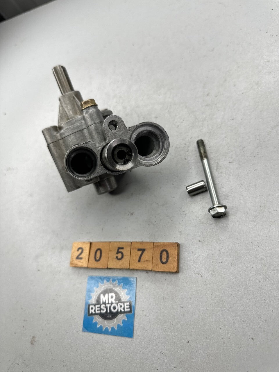 Honda CBR250RR CBR250R MC22 MC19 Oil Pump 15100-KT7-750