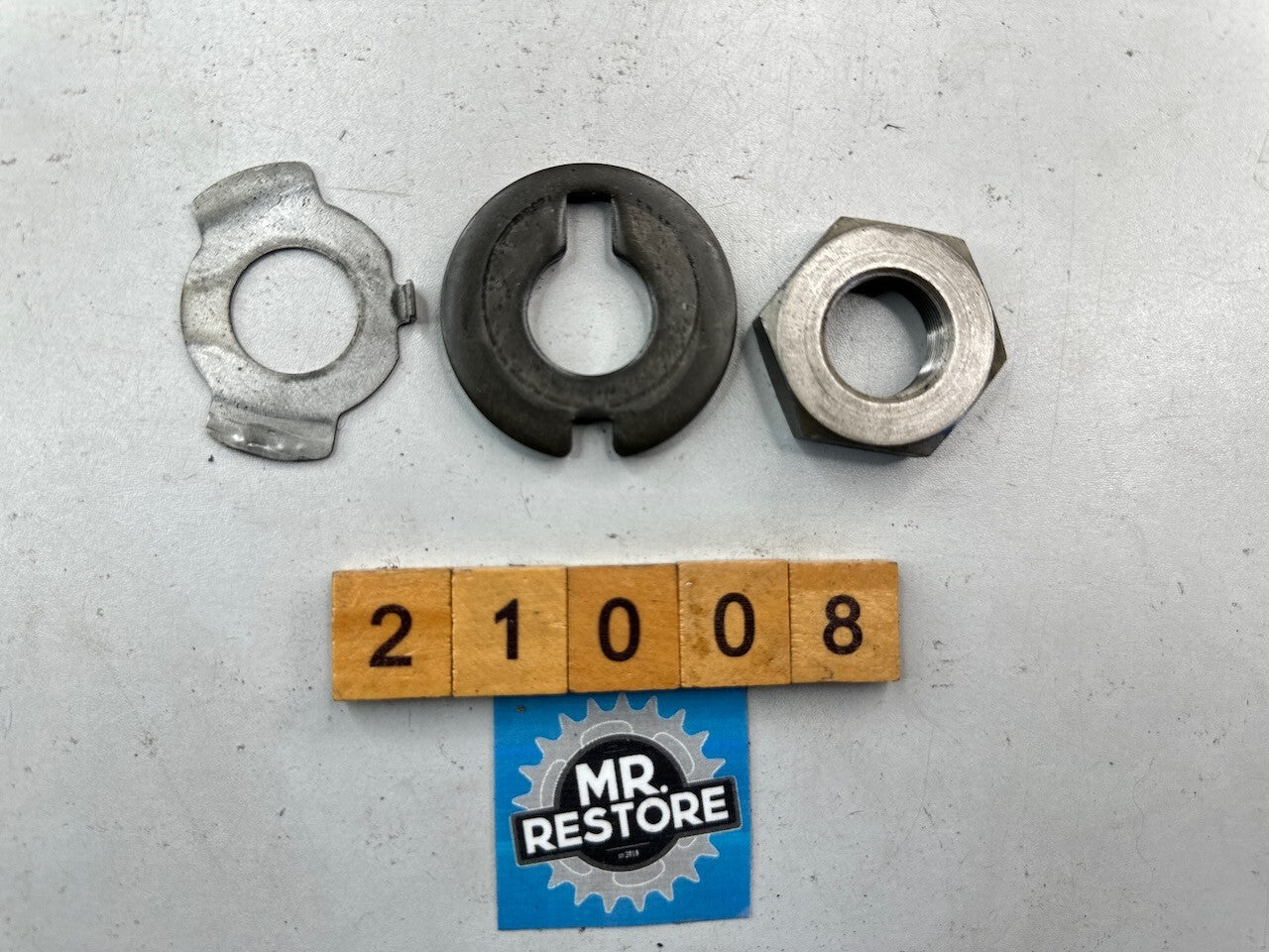 Yamaha XV1100 XV1000 XV750 XV700 Virago XVS1100 Crankshaft Washer & Nut