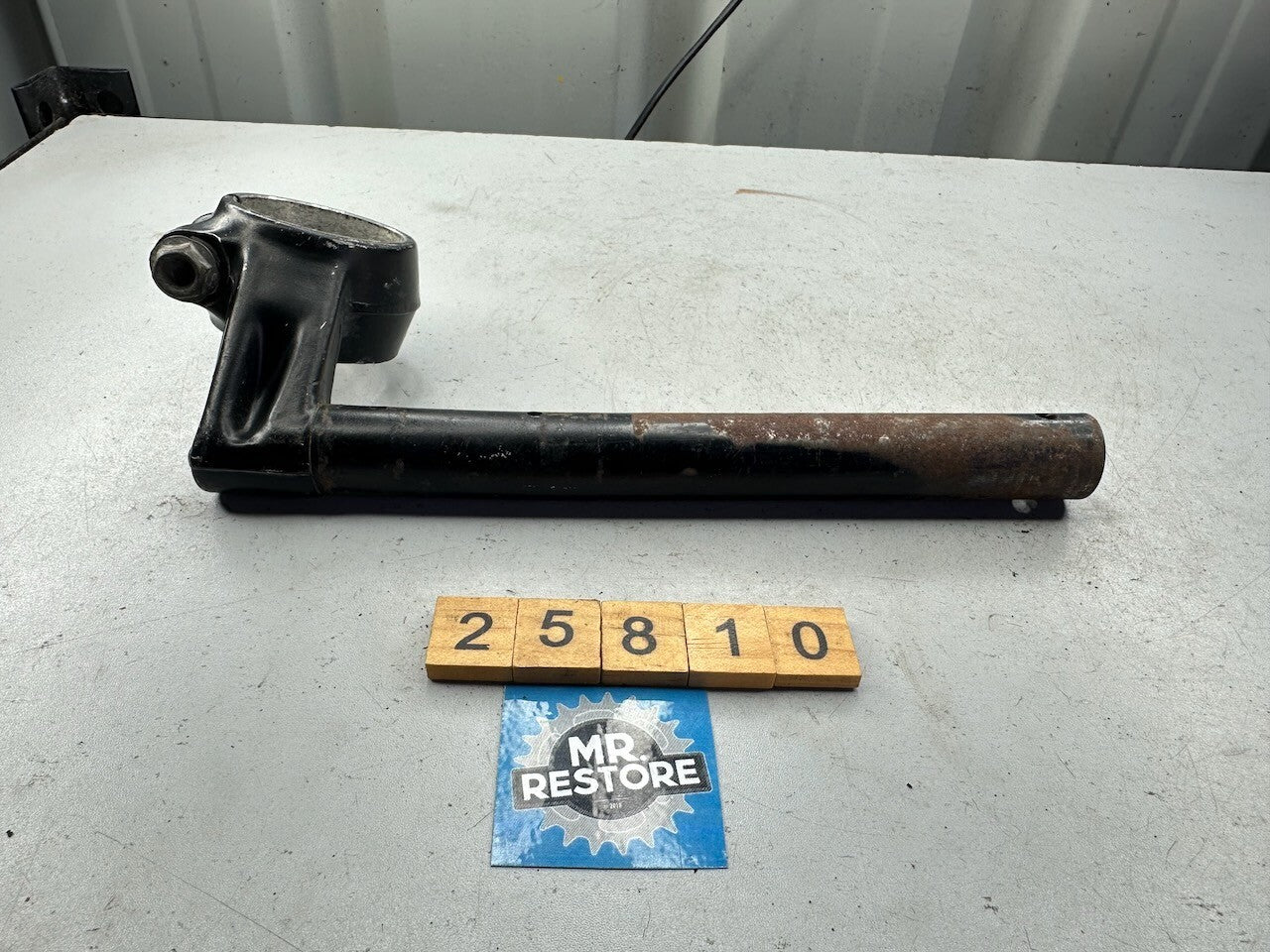 Honda CBR900 RR Fireblade '92-95' Right Handlebar 53100-MW0  53100-MW0-000