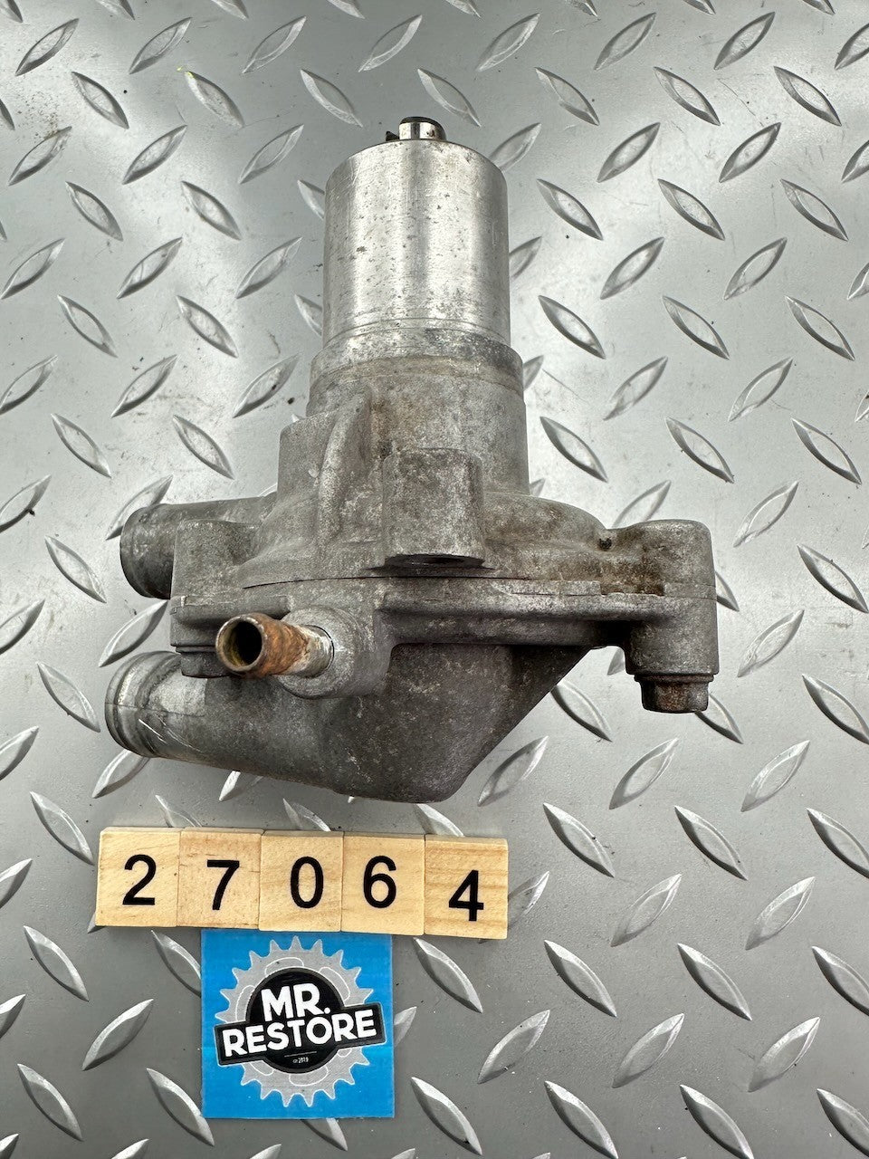 Honda CBR250RR CBR250R MC22 MC19 Water Pump 19200-KY1  19200-KY1-000