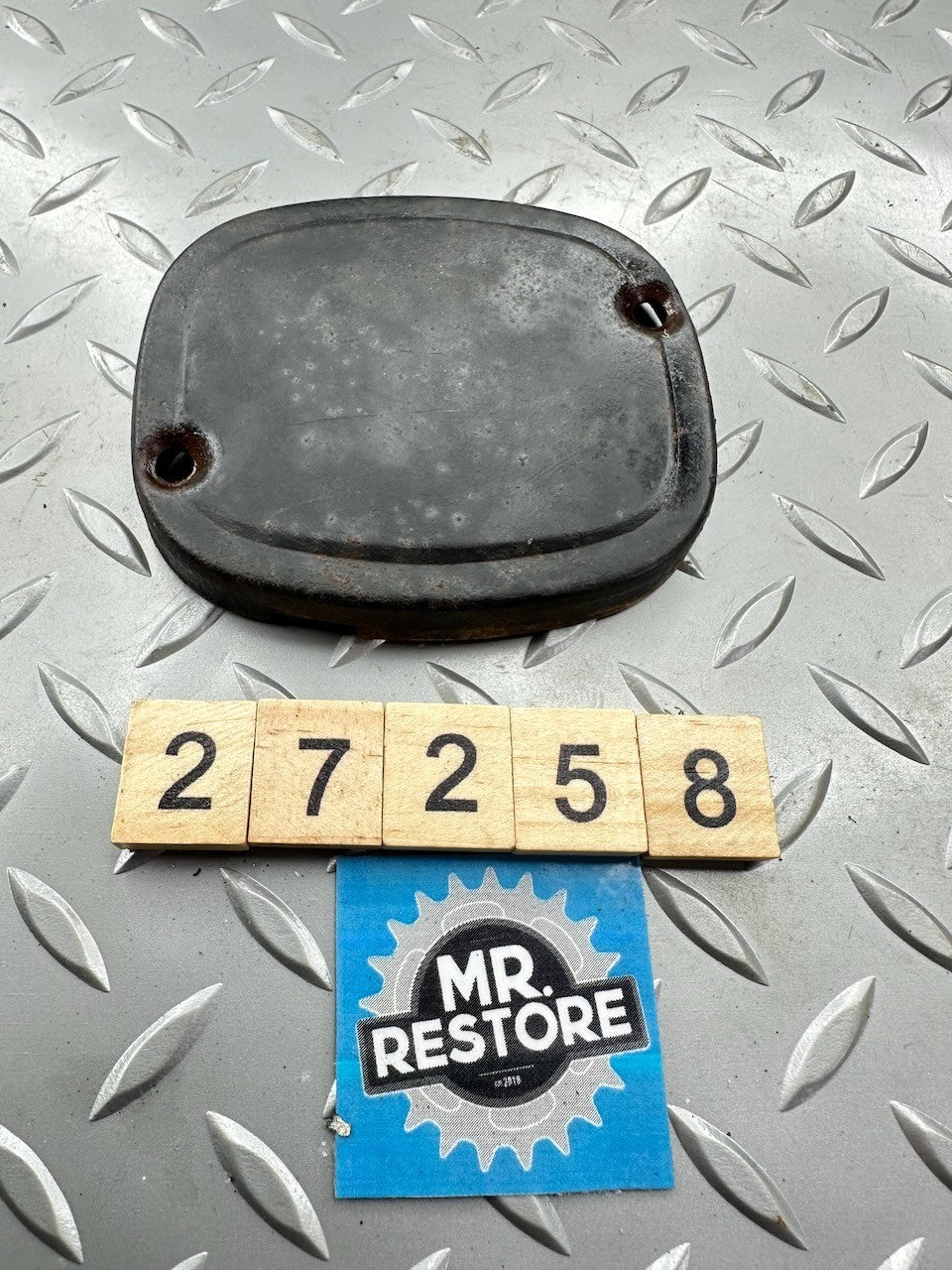 Suzuki SP370 '78-79' Contact Breaker Cover 11174-32400