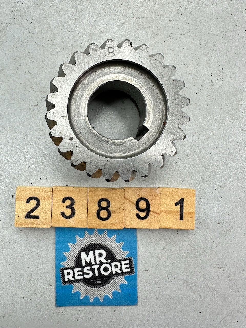 Yamaha YZ250G '80' IT250 '81-82' Primary Drive Gear 3R4-16111 (24T)