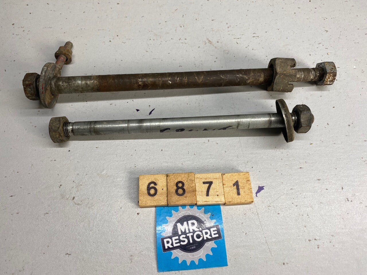 Suzuki U50 Front & Rear Wheel OEM Spindles Axles