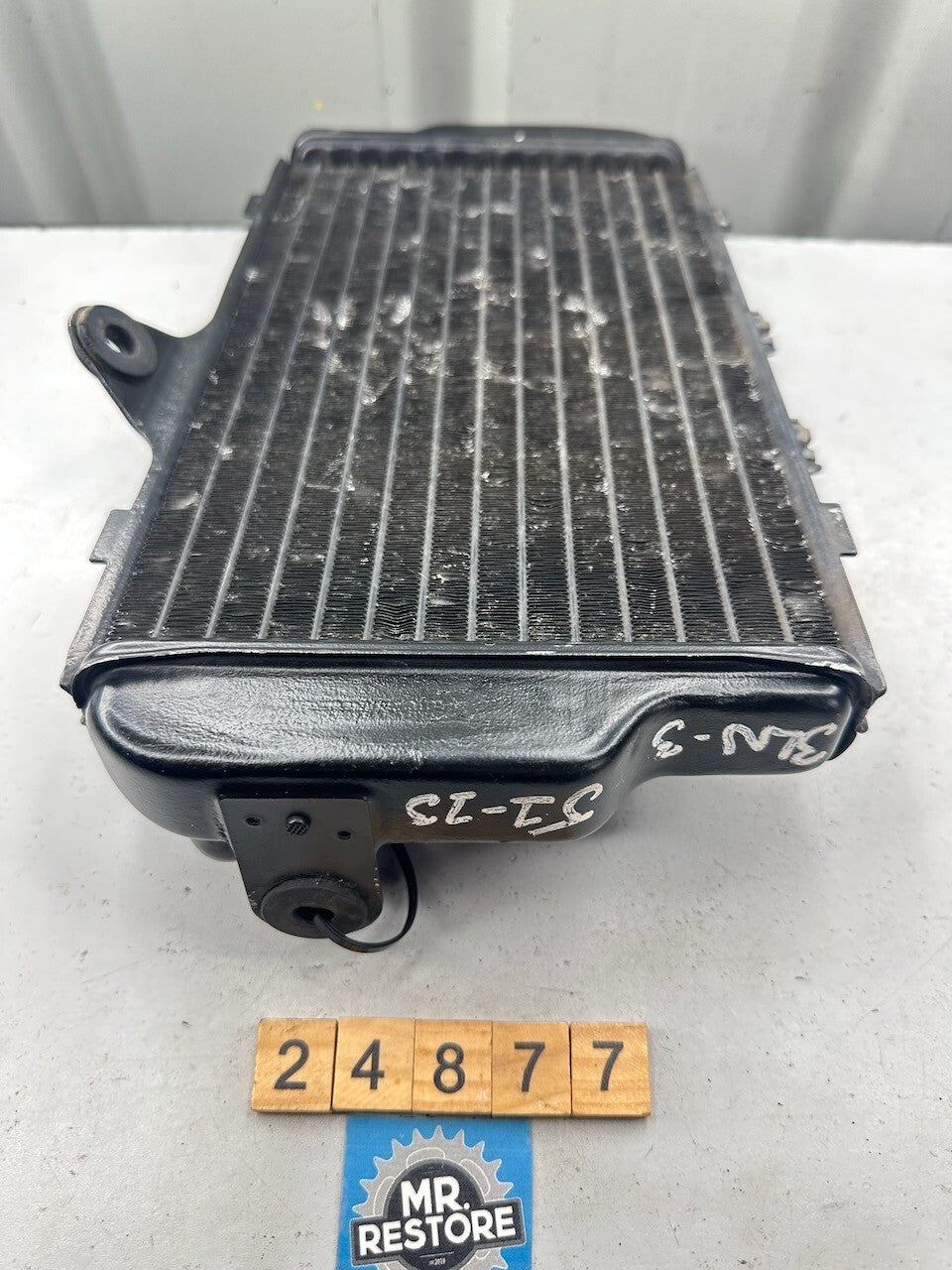 Yamaha FZR250 3LN '89-94' Radiator 3LN-12461  3LN-12461-00-00