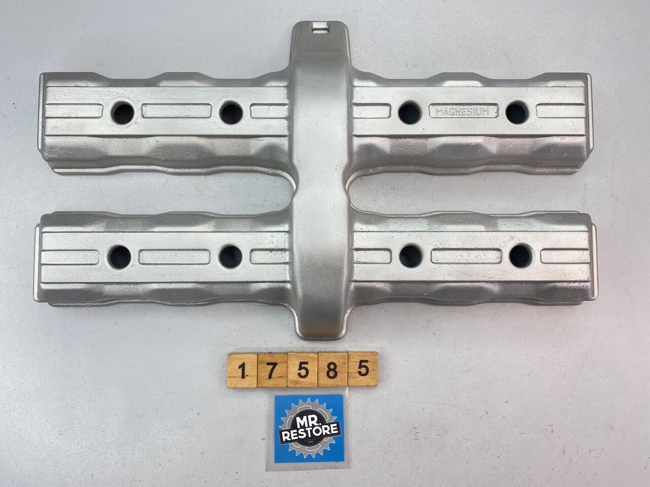 Yamaha FZR250 1987-1991 Magnesium Cylinder Head Rocker Cover - Vapour Blasted
