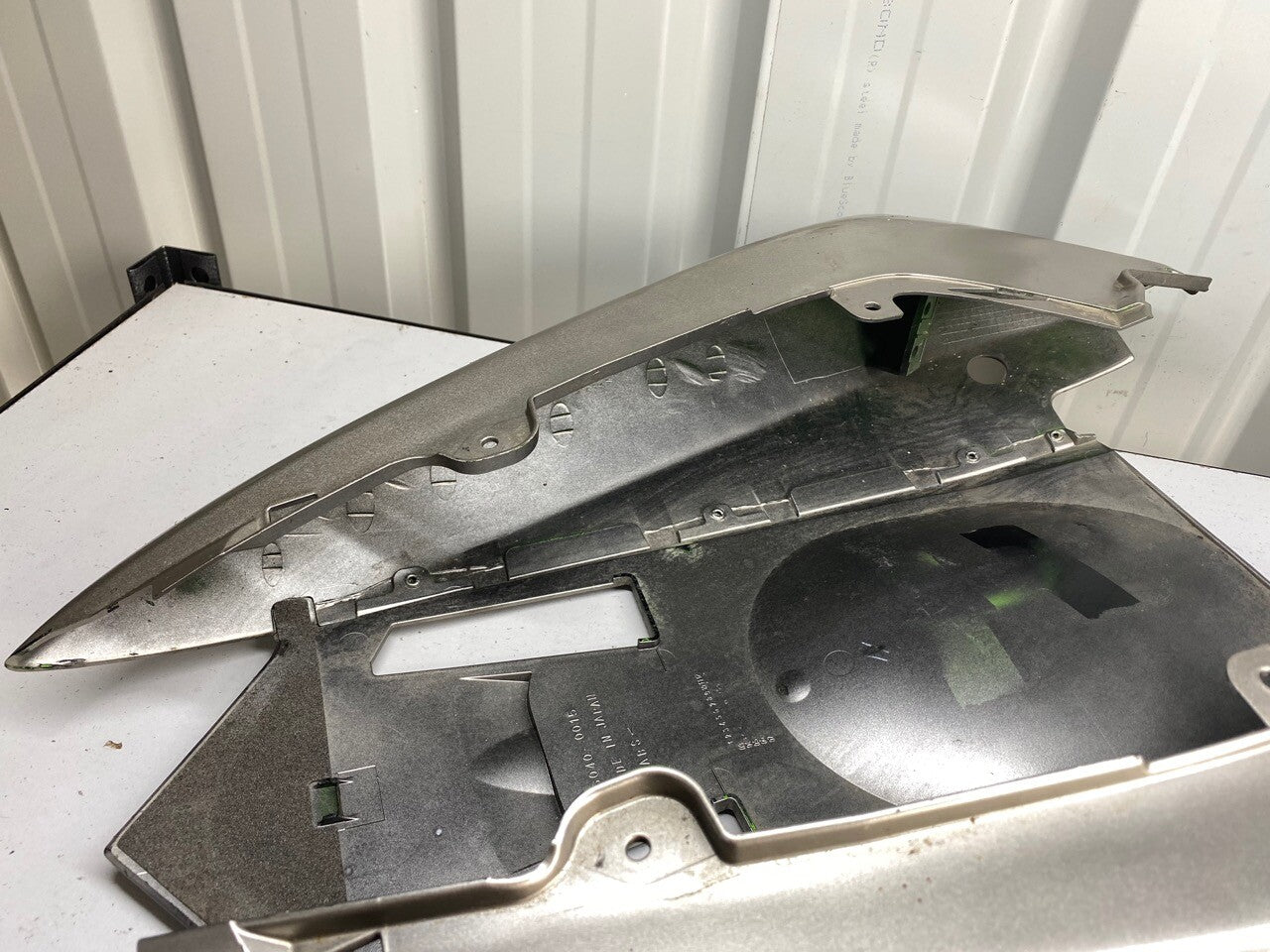 Kawasaki ZX10R Tail Piece 36040-0015 - 2 available