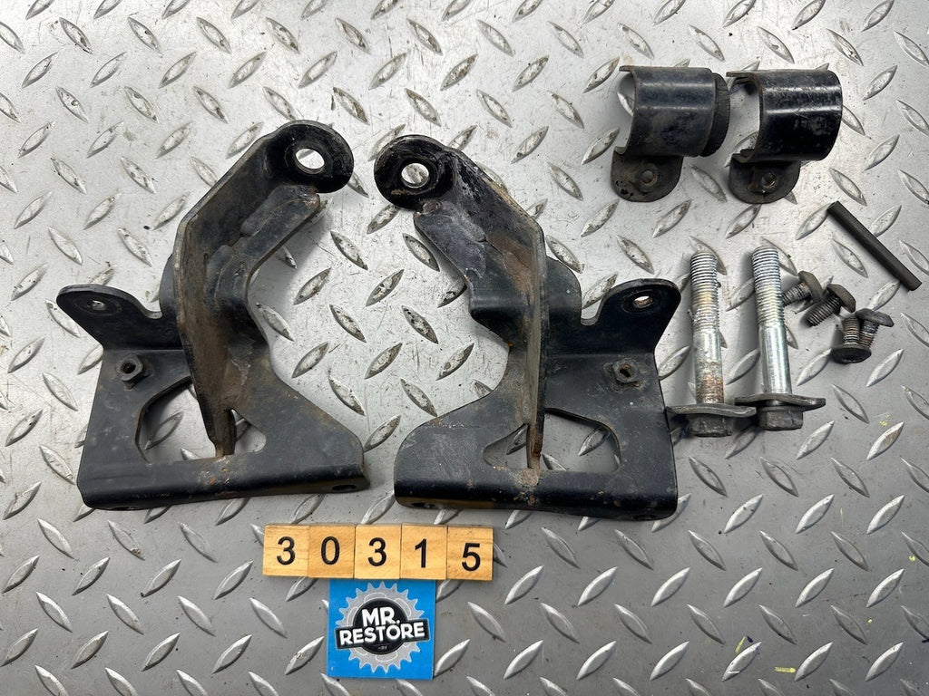 Kawasaki KLZ1000 Versys 1000 2019 Pair of Frame Slider Bracket Mounts 99994-1139