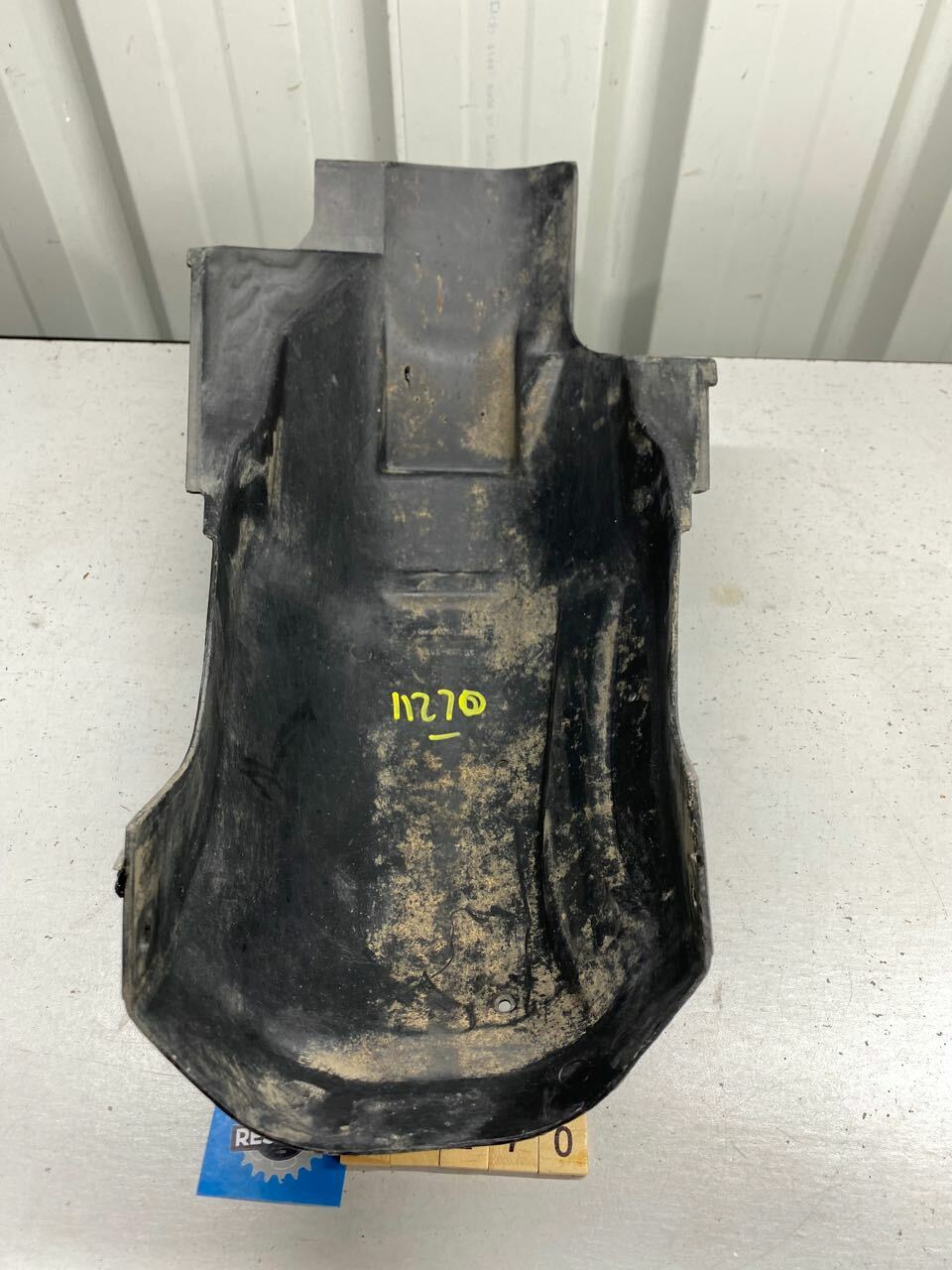 Kawasaki GPZ900R ZX900 GPZ750R Rear Fender Under Guard