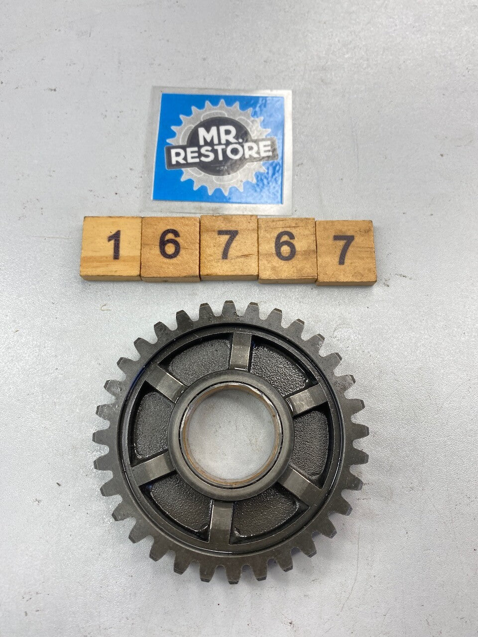 Yamaha RD350LC RD250LC RZ350 RZ250 2nd Wheel Gear (32T) 4L0-17221-01
