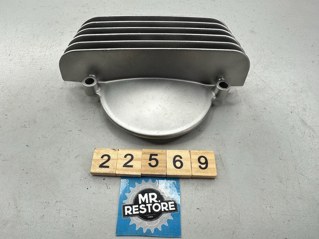 Yamaha XV250 XV240 Virago Cylinder Head Side Cover 3 - 2UJ-11185